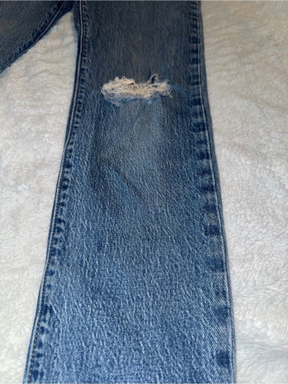 Worn Blue 501 Levi’s Size 23Wx28L - Picture 9 of 9